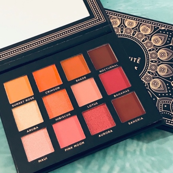(Brand new) Ace Beaute Scarlet Dusk Full Eyeshadow Palette - Picture 2 of 3